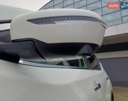 Білий Ніссан ІксТрейл, об'ємом двигуна 2.49 л та пробігом 63 тис. км за 24800 $, фото 46 на Automoto.ua