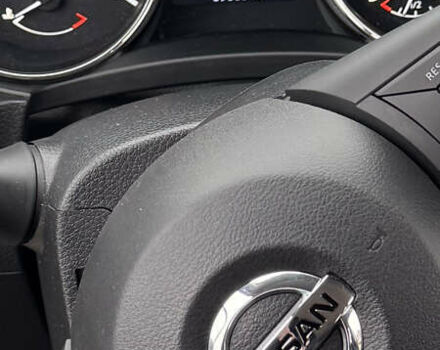 Белый Ниссан ИксТрейл, объемом двигателя 1.6 л и пробегом 70 тыс. км за 24000 $, фото 4 на Automoto.ua