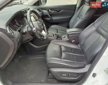 Білий Ніссан ІксТрейл, об'ємом двигуна 2.49 л та пробігом 63 тис. км за 24800 $, фото 17 на Automoto.ua