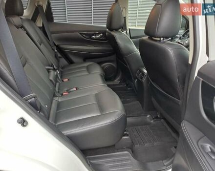 Білий Ніссан ІксТрейл, об'ємом двигуна 2.49 л та пробігом 63 тис. км за 24800 $, фото 34 на Automoto.ua