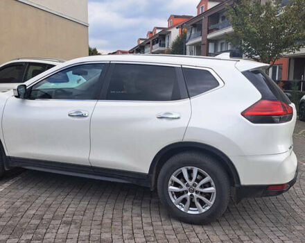 Белый Ниссан ИксТрейл, объемом двигателя 2 л и пробегом 63 тыс. км за 25550 $, фото 5 на Automoto.ua