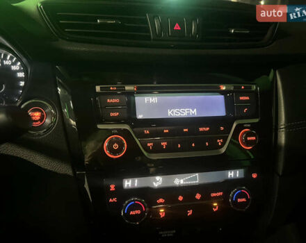 Белый Ниссан ИксТрейл, объемом двигателя 1.6 л и пробегом 98 тыс. км за 19500 $, фото 12 на Automoto.ua