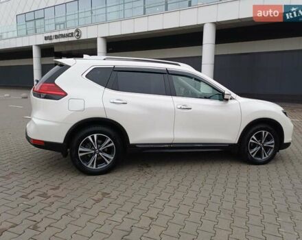 Білий Ніссан ІксТрейл, об'ємом двигуна 2.49 л та пробігом 63 тис. км за 24800 $, фото 5 на Automoto.ua