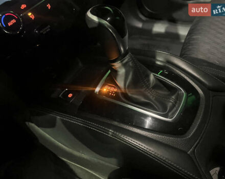 Белый Ниссан ИксТрейл, объемом двигателя 1.6 л и пробегом 98 тыс. км за 19500 $, фото 11 на Automoto.ua