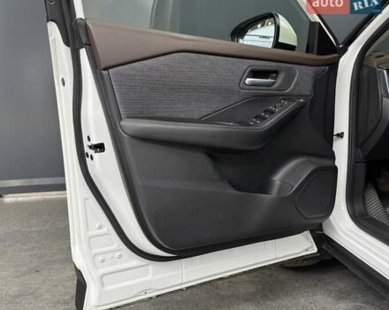 Белый Ниссан ИксТрейл, объемом двигателя 1.5 л и пробегом 34 тыс. км за 31900 $, фото 29 на Automoto.ua