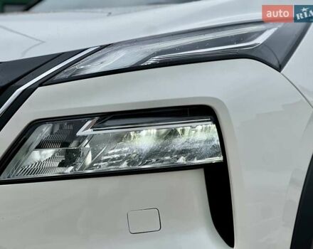 Ниссан ИксТрейл 2022 в Киеве на Automoto.ua Белый Ниссан ИксТрейл, объемом двигателя 1.5 л и пробегом 47 тыс. км за 41500 $, фото 16 на Automoto.ua