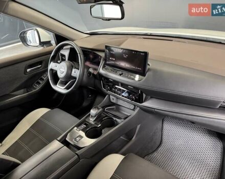 Белый Ниссан ИксТрейл, объемом двигателя 1.5 л и пробегом 34 тыс. км за 31900 $, фото 20 на Automoto.ua