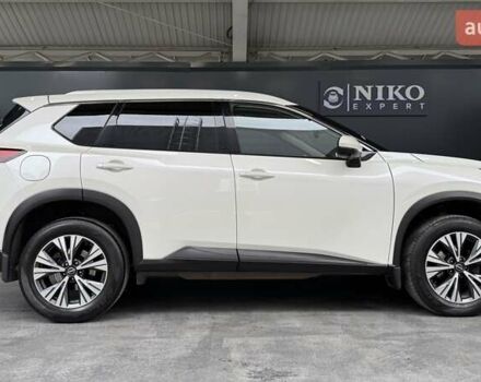 Белый Ниссан ИксТрейл, объемом двигателя 1.5 л и пробегом 34 тыс. км за 31900 $, фото 14 на Automoto.ua