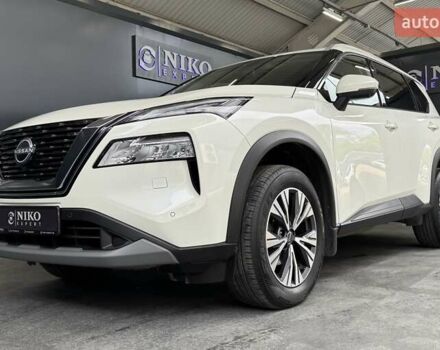 Белый Ниссан ИксТрейл, объемом двигателя 1.5 л и пробегом 34 тыс. км за 31900 $, фото 4 на Automoto.ua