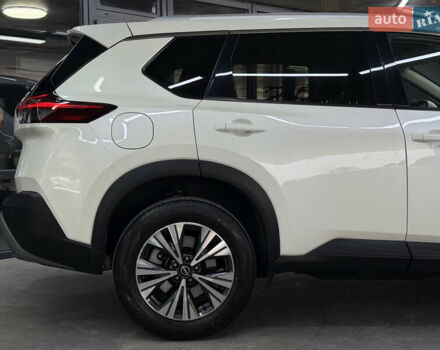 Белый Ниссан ИксТрейл, объемом двигателя 1.5 л и пробегом 37 тыс. км за 37900 $, фото 17 на Automoto.ua