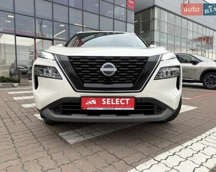 Белый Ниссан ИксТрейл, объемом двигателя 1.5 л и пробегом 61 тыс. км за 34069 $, фото 3 на Automoto.ua