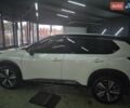 Белый Ниссан ИксТрейл, объемом двигателя 1.5 л и пробегом 65 тыс. км за 33000 $, фото 5 на Automoto.ua