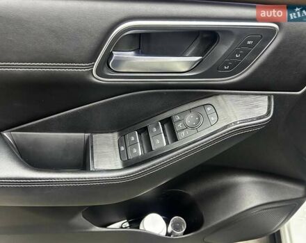 Белый Ниссан ИксТрейл, объемом двигателя 1.5 л и пробегом 67 тыс. км за 36000 $, фото 9 на Automoto.ua