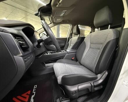 Белый Ниссан ИксТрейл, объемом двигателя 1.5 л и пробегом 37 тыс. км за 36900 $, фото 16 на Automoto.ua