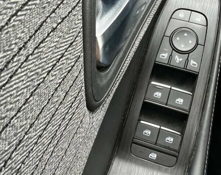 Белый Ниссан ИксТрейл, объемом двигателя 1.5 л и пробегом 37 тыс. км за 39000 $, фото 41 на Automoto.ua