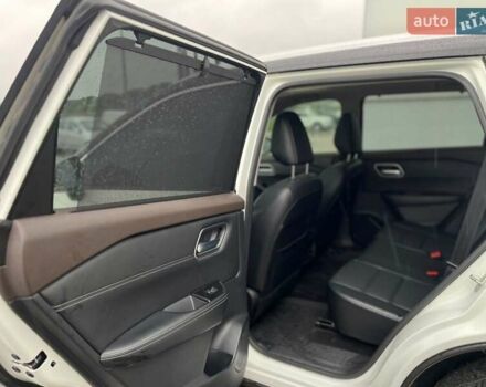 Белый Ниссан ИксТрейл, объемом двигателя 1.5 л и пробегом 68 тыс. км за 31966 $, фото 16 на Automoto.ua