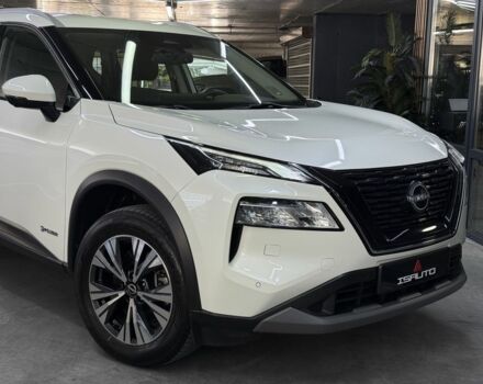 Белый Ниссан ИксТрейл, объемом двигателя 1.5 л и пробегом 37 тыс. км за 36900 $, фото 3 на Automoto.ua