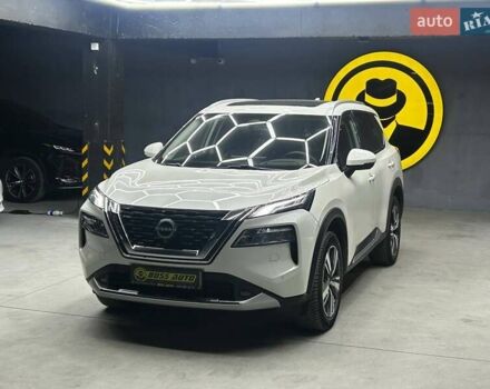 Белый Ниссан ИксТрейл, объемом двигателя 1.5 л и пробегом 67 тыс. км за 36000 $, фото 1 на Automoto.ua