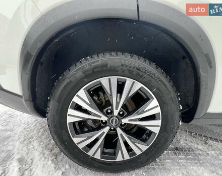 Белый Ниссан ИксТрейл, объемом двигателя 1.5 л и пробегом 37 тыс. км за 30500 $, фото 14 на Automoto.ua