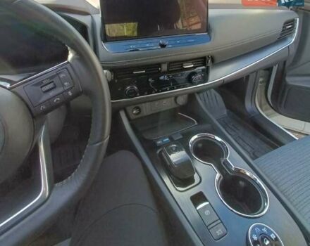 Білий Ніссан ІксТрейл, об'ємом двигуна 1.5 л та пробігом 12 тис. км за 41000 $, фото 7 на Automoto.ua