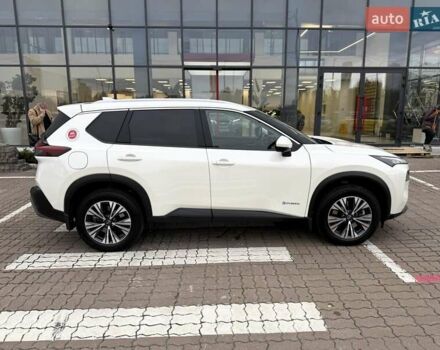 Белый Ниссан ИксТрейл, объемом двигателя 1.5 л и пробегом 61 тыс. км за 34069 $, фото 25 на Automoto.ua