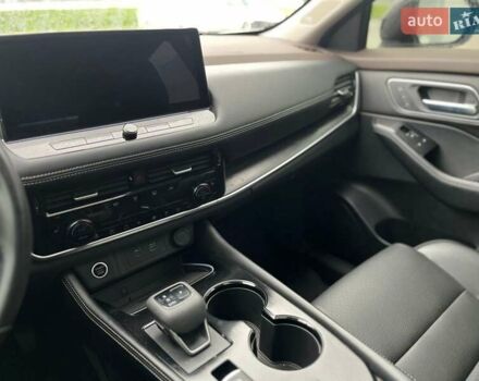 Белый Ниссан ИксТрейл, объемом двигателя 1.5 л и пробегом 68 тыс. км за 31966 $, фото 10 на Automoto.ua