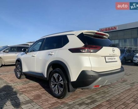 Белый Ниссан ИксТрейл, объемом двигателя 1.5 л и пробегом 43 тыс. км за 29900 $, фото 12 на Automoto.ua