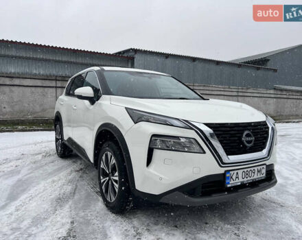 Белый Ниссан ИксТрейл, объемом двигателя 1.5 л и пробегом 37 тыс. км за 30500 $, фото 1 на Automoto.ua