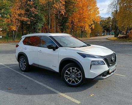 Білий Ніссан ІксТрейл, об'ємом двигуна 1.5 л та пробігом 12 тис. км за 41000 $, фото 2 на Automoto.ua