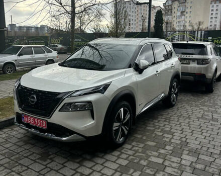 Білий Ніссан ІксТрейл, об'ємом двигуна 1.5 л та пробігом 14 тис. км за 48500 $, фото 3 на Automoto.ua