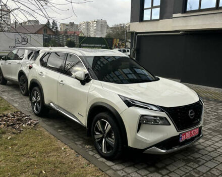Білий Ніссан ІксТрейл, об'ємом двигуна 1.5 л та пробігом 14 тис. км за 48500 $, фото 2 на Automoto.ua