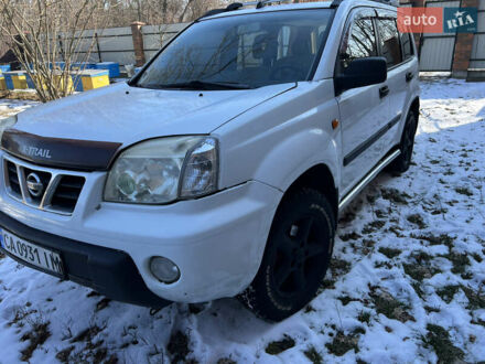 Ниссан ИксТрейл 2002 в Борисполе на Automoto.ua Белый Ниссан ИксТрейл, объемом двигателя 2 л и пробегом 290 тыс. км за 4500 $, фото 1 на Automoto.ua