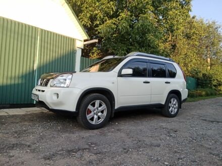 Ниссан ИксТрейл 2007 в Фастове на Automoto.ua Белый Ниссан ИксТрейл, объемом двигателя 2 л и пробегом 249 тыс. км за 8200 $, фото 1 на Automoto.ua