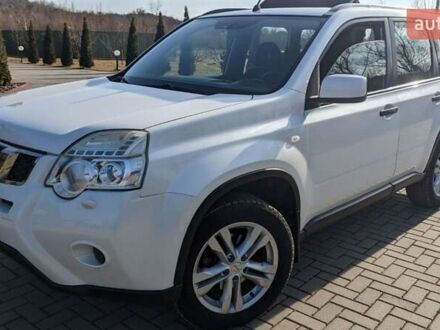 Ніссан ІксТрейл 2010 у Івано-Франківську на Automoto.ua Білий Ніссан ІксТрейл, об'ємом двигуна 2 л та пробігом 159 тис. км за 9990 $, фото 1 на Automoto.ua