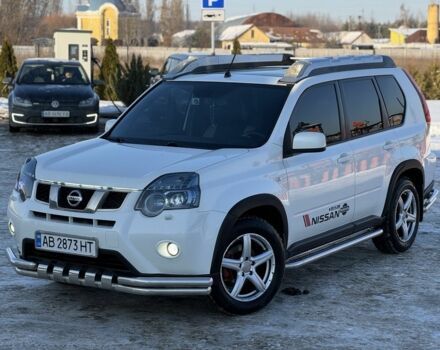 Білий Ніссан ІксТрейл, об'ємом двигуна 2 л та пробігом 251 тис. км за 12300 $, фото 1 на Automoto.ua