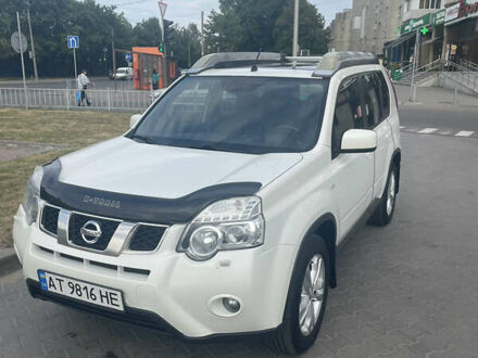 Белый Ниссан ИксТрейл, объемом двигателя 2 л и пробегом 259 тыс. км за 12800 $, фото 1 на Automoto.ua