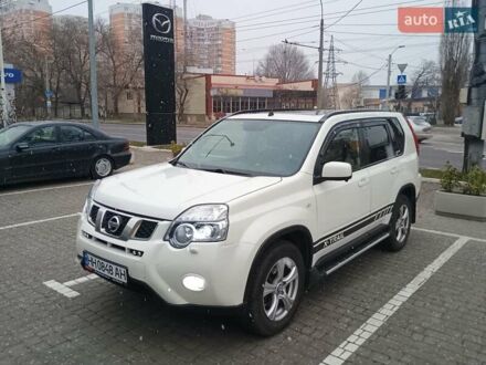 Білий Ніссан ІксТрейл, об'ємом двигуна 2 л та пробігом 181 тис. км за 11999 $, фото 1 на Automoto.ua