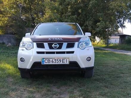 Ниссан ИксТрейл 2013 в Новгород-Северском на Automoto.ua Белый Ниссан ИксТрейл, объемом двигателя 2 л и пробегом 133 тыс. км за 14000 $, фото 1 на Automoto.ua