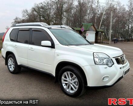Белый Ниссан ИксТрейл, объемом двигателя 2 л и пробегом 170 тыс. км за 10450 $, фото 1 на Automoto.ua