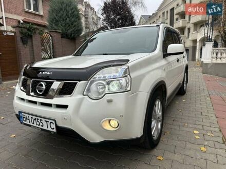 Белый Ниссан ИксТрейл, объемом двигателя 2 л и пробегом 147 тыс. км за 12500 $, фото 1 на Automoto.ua