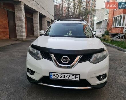 Белый Ниссан ИксТрейл, объемом двигателя 2 л и пробегом 53 тыс. км за 16200 $, фото 1 на Automoto.ua