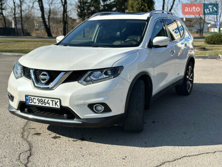 Ніссан ІксТрейл 2015 у Самборе на Automoto.ua Білий Ніссан ІксТрейл, об'ємом двигуна 1.6 л та пробігом 200 тис. км за 15450 $, фото 1 на Automoto.ua
