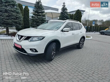 Ніссан ІксТрейл 2015 у Львові на Automoto.ua Білий Ніссан ІксТрейл, об'ємом двигуна 1.6 л та пробігом 215 тис. км за 16000 $, фото 1 на Automoto.ua