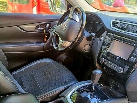 Белый Ниссан ИксТрейл, объемом двигателя 2 л и пробегом 95 тыс. км за 16000 $, фото 1 на Automoto.ua