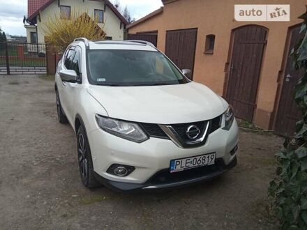Ниссан ИксТрейл 2016 в Ровно на Automoto.ua Белый Ниссан ИксТрейл, объемом двигателя 2 л и пробегом 160 тыс. км за 26500 $, фото 1 на Automoto.ua
