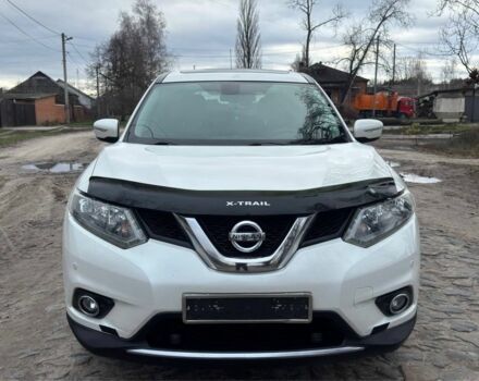 Белый Ниссан ИксТрейл, объемом двигателя 1.6 л и пробегом 137 тыс. км за 12999 $, фото 1 на Automoto.ua