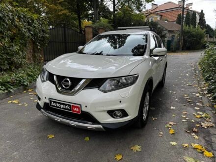 Ниссан ИксТрейл 2016 в Киеве на Automoto.ua Белый Ниссан ИксТрейл, объемом двигателя 1.6 л и пробегом 222 тыс. км за 16340 $, фото 1 на Automoto.ua