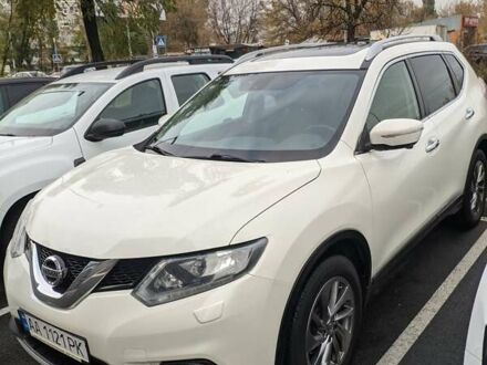 Ніссан ІксТрейл 2016 у Києві на Automoto.ua Білий Ніссан ІксТрейл, об'ємом двигуна 2 л та пробігом 205 тис. км за 14400 $, фото 1 на Automoto.ua