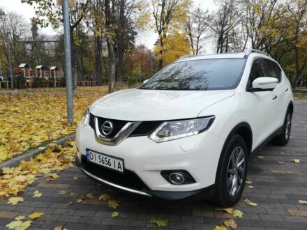 Белый Ниссан ИксТрейл, объемом двигателя 1.6 л и пробегом 174 тыс. км за 15799 $, фото 1 на Automoto.ua
