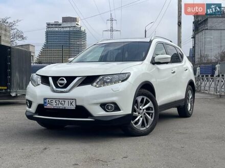 Ниссан ИксТрейл 2017 в Днепре (Днепропетровске) на Automoto.ua Белый Ниссан ИксТрейл, объемом двигателя 2 л и пробегом 120 тыс. км за 15500 $, фото 1 на Automoto.ua